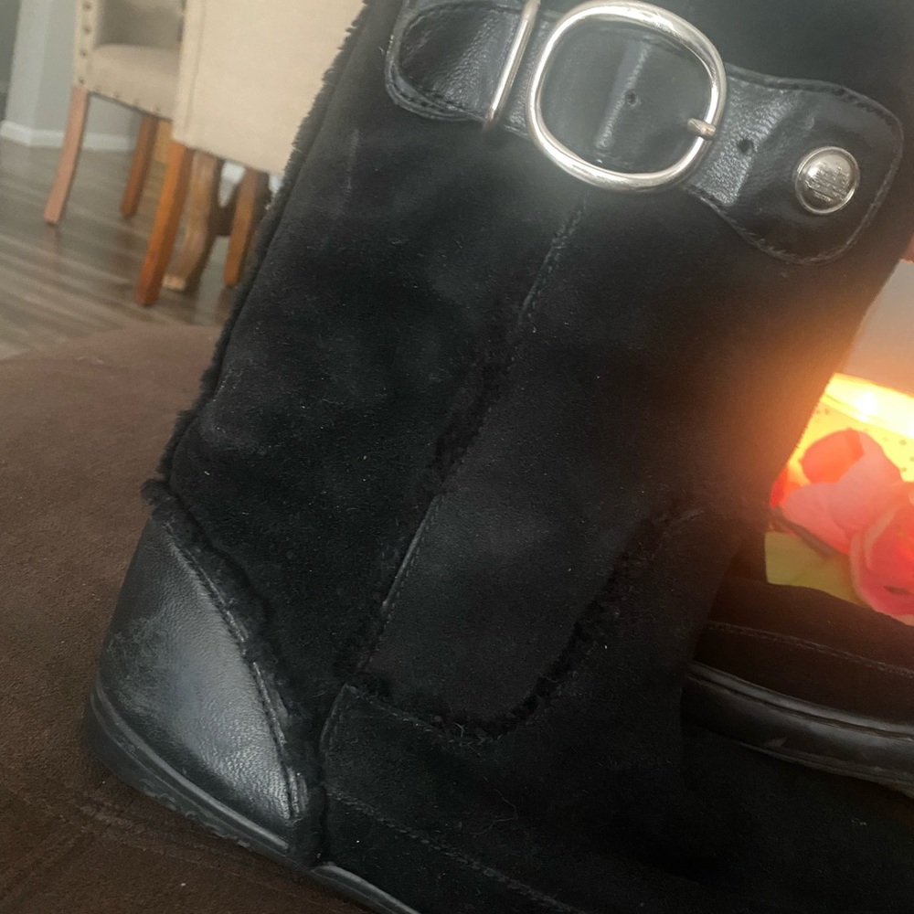 Black winter coach boots warm